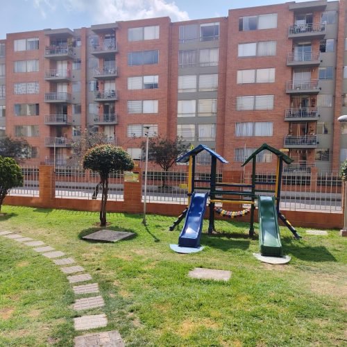 619658099_1268318601985384_5290001500012988641_n